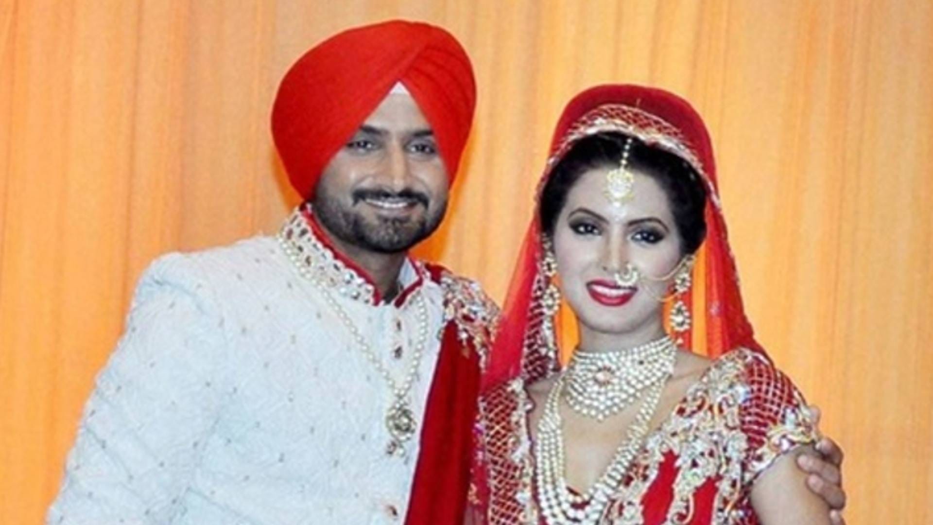 Celebrities Who Married Cricketers Palash-Smriti Mandhana Dhanashree Yuzi Anushka-Virat