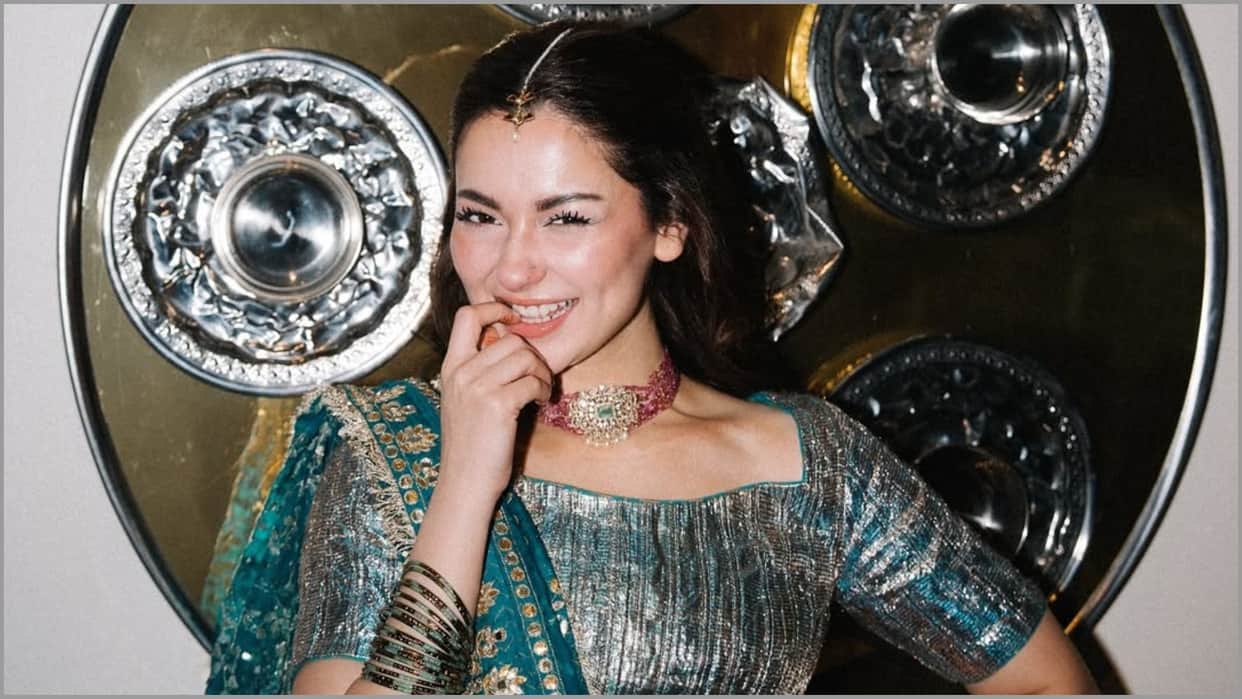 Pakistani actress hania amir dance on chikni chameli in saree shared video users comment badshah name