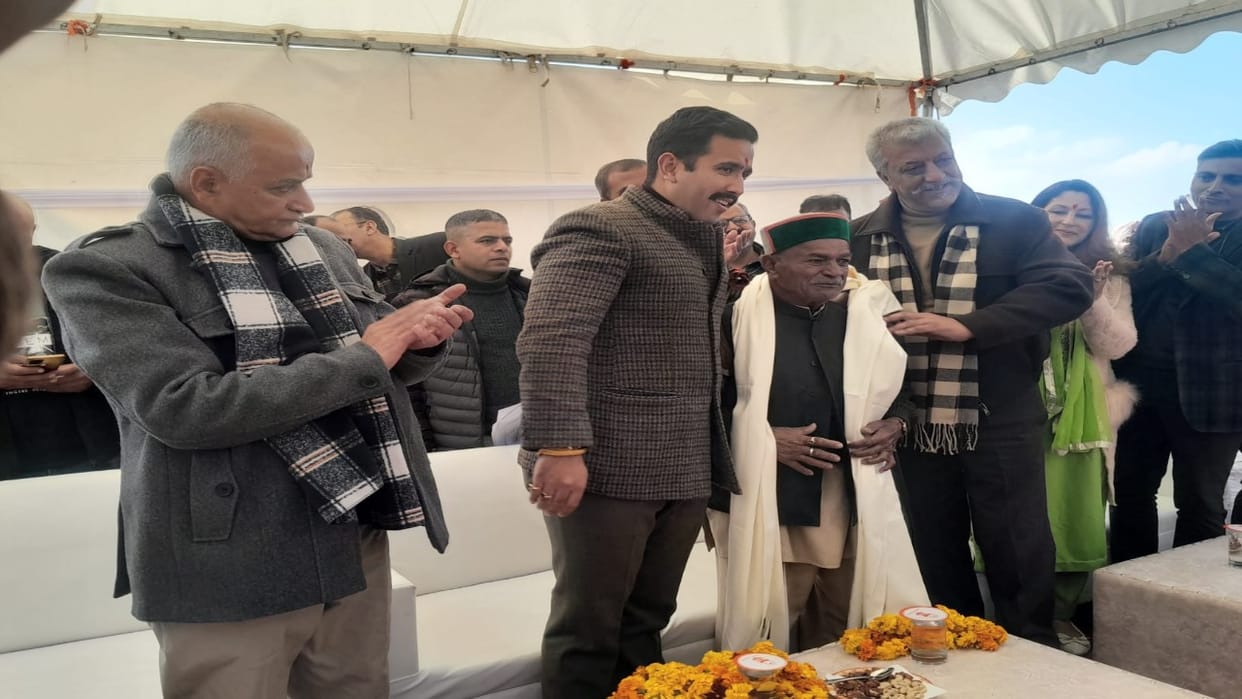 Lift started from Lower Bazaar to Mall Road, Minister Vikramaditya inaugurated it