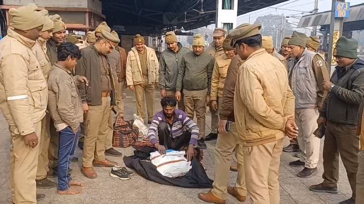 Maha Kumbh 2025 Cameras installed PDDU junction GRP RPF cheking in railway station