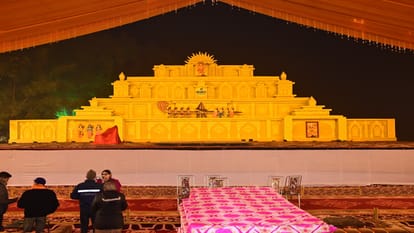 Kumar Vishwas In Prayagraj: From January 7 to 9, Dr. Kumar will believe in the nectar rain of Ram Ras Dhara.