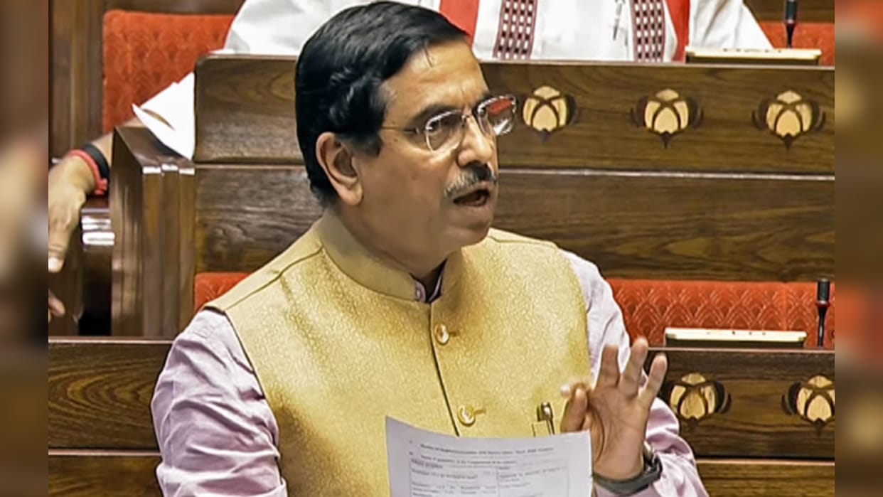 Govt mulls mandatory hallmarking for silver Jewellery; BIS to assess feasibility