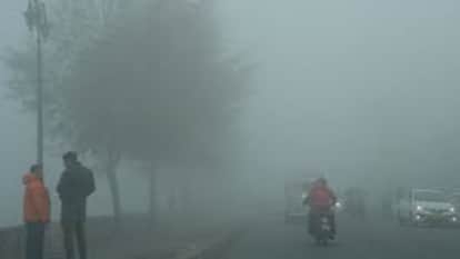 Orange alert issued for dense fog today in Delhi rain expected on December 30 and 31