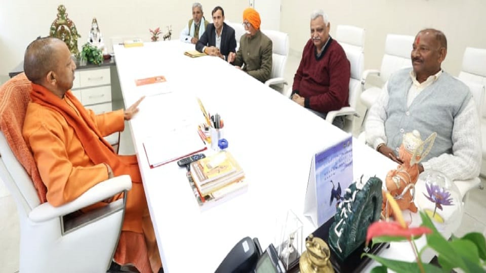 inner ring road farmers meet cm yogi adityanath in lucknow