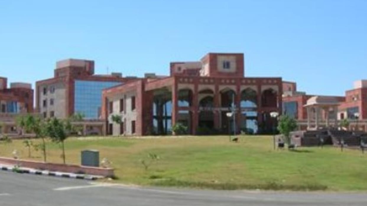 Rajasthan: Power to collectors to declare holidays in schools