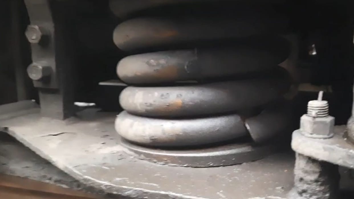 Netaji Express spring broke for the second time in a week