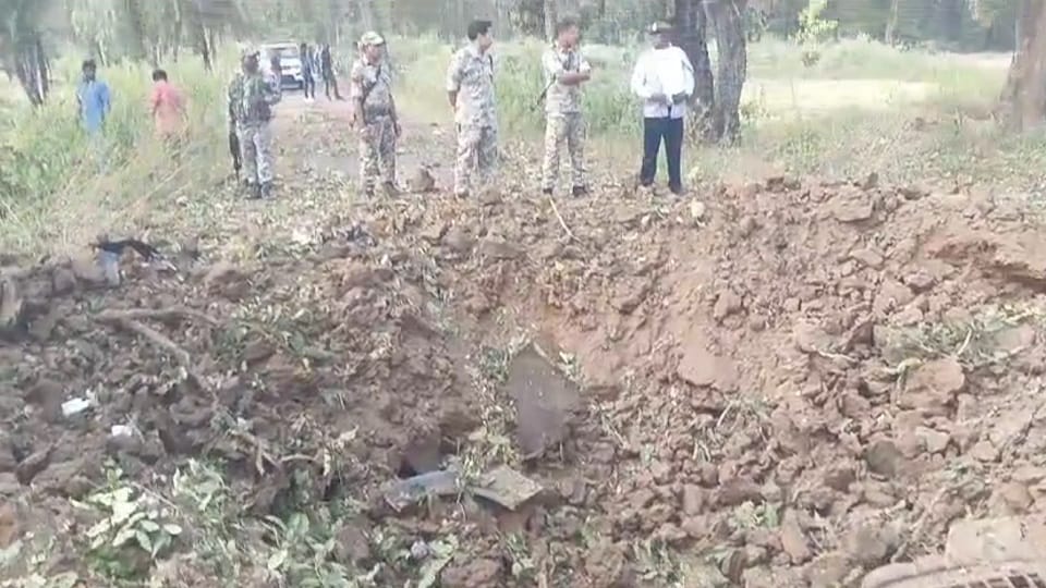 There is no mobile network where the explosion took place know why the Naxalites chose Ambeli village in Jagda