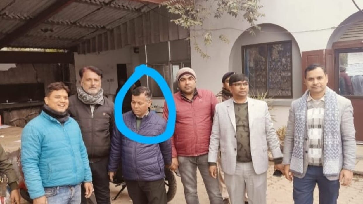 Bihar News: Surveillance department arrested electricity department employee taking bribe patna bihar police