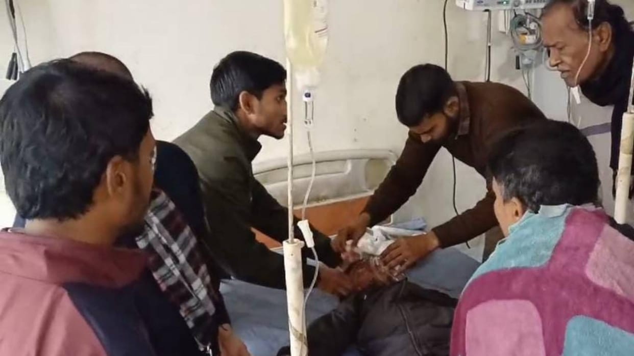 Bihar Munger child was shot for not bringing cigarettes from shop referred to higher center critical condition
