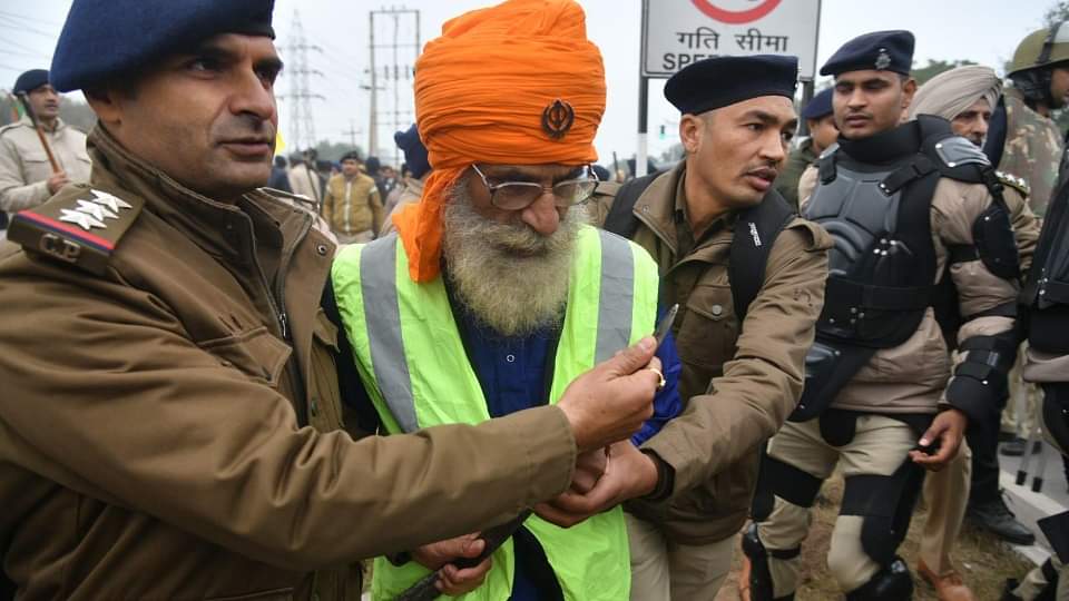 Photos of Clash between quami insaf morcha and police in chandigarh