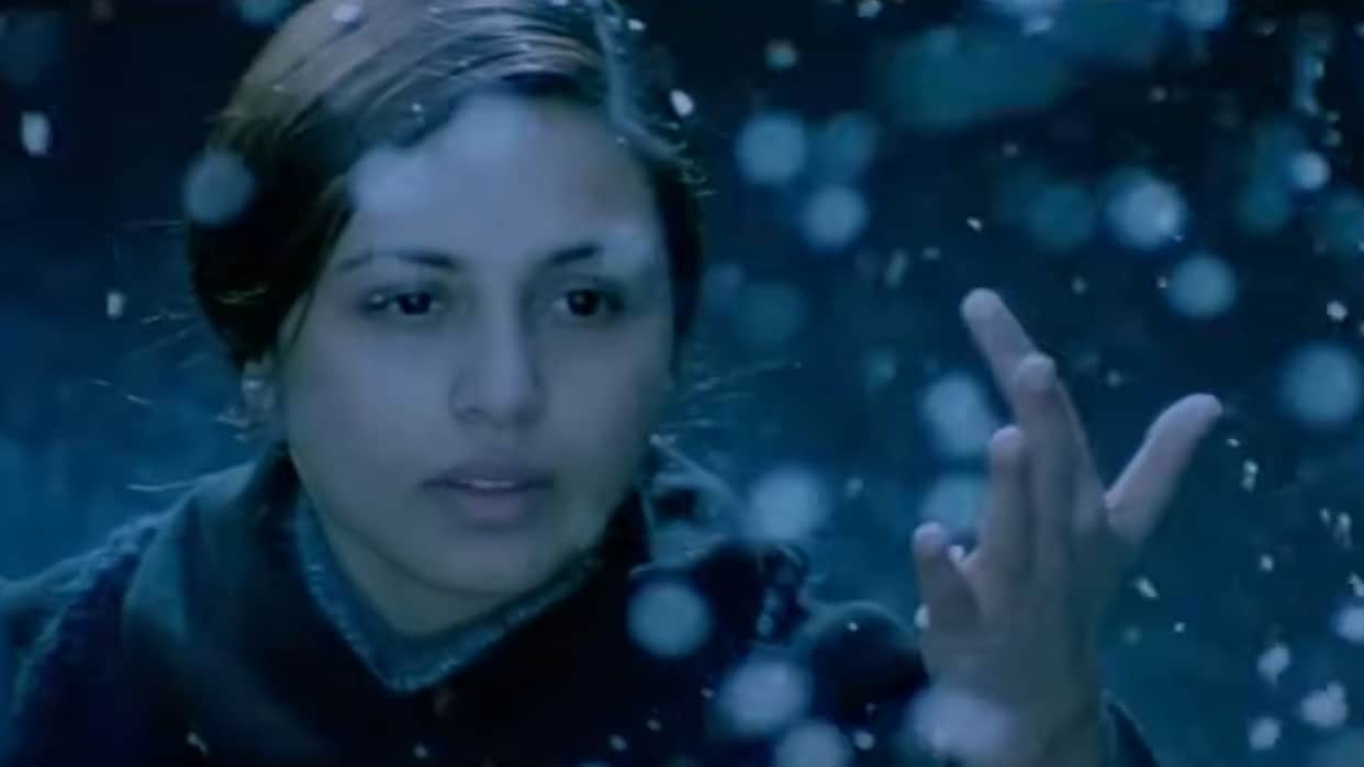 Amitabh Bachchan Rani Mukerji Black directed by Sanjay Leela Bhansali was remade in Turkish movie Benim Dunyam