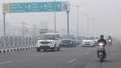Fog in Punjab Visibility reduced cold winds continue to intensify