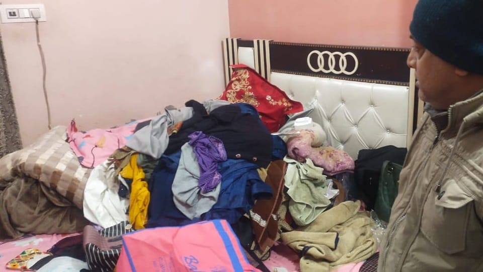 couple held hostage and robbed in Karnal