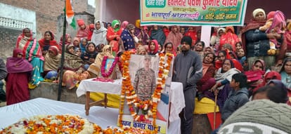 Pawans body reached the village family members were crying inconsolably crowd gathered for the last darshan