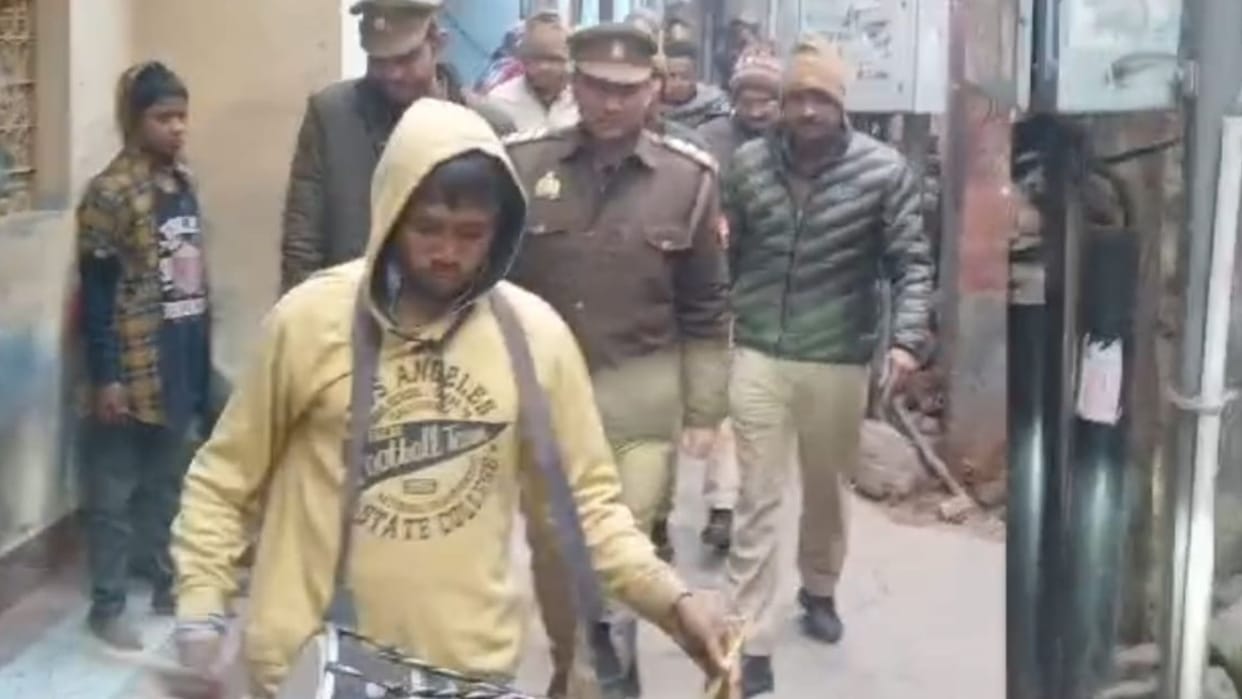 Varanasi Mass murder case Attachment notice pasted on accused Vishal vikki house