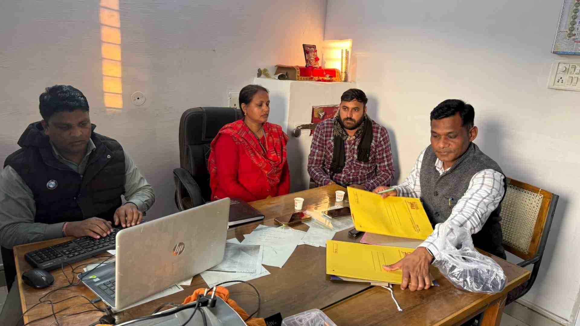 Sehore News: Junior engineer of electricity company arrested taking 15 thousand bribe
