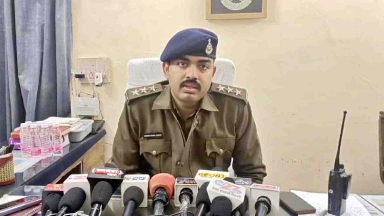 Gwalior News: Senior doctor accused of raping junior doctor arrested