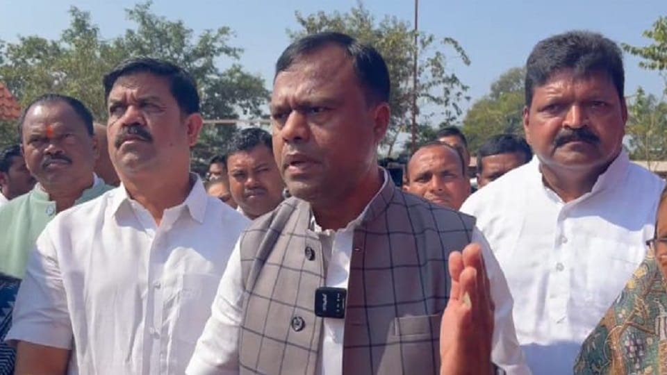 PCC chief reached Dantewada and attacked BJP fiercely in Dantewada