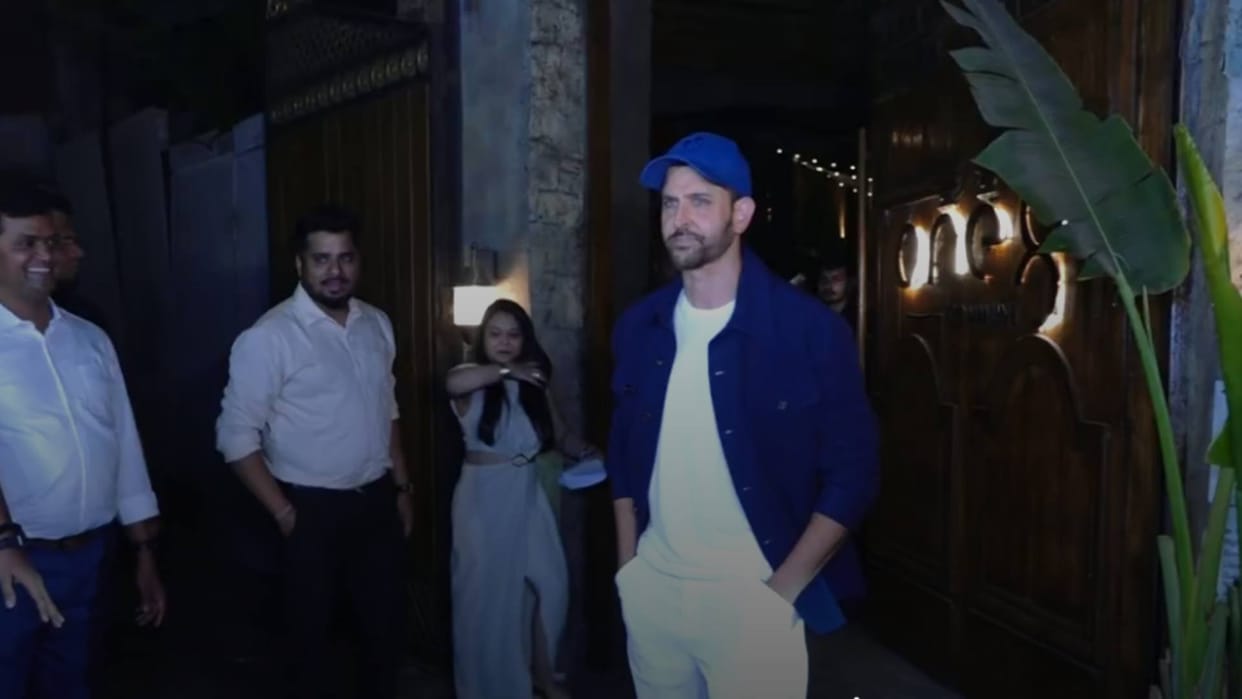 Hrithik Roshan celebrated his 25 years in the film Industry Actors Casual look goes viral
