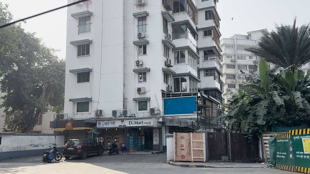 Salman Khan Galaxy apartment security increased further gets new bulletproof glass installed in balcony report