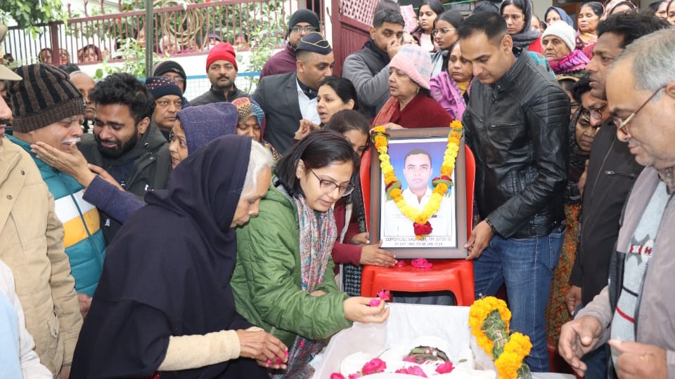 Coast Guard Commandant Saurabh Yadav Emotional Farewell in Prayagraj After Porbandar Helicopter Crash Prayagra