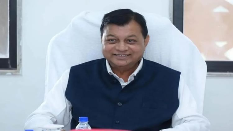 Chhattisgarh: श्रमिकों के बैंक खाते में आएगी 14 करोड़ से अधिक की राशि, श्रम मंत्री देवांगन कल करेंगे जारी