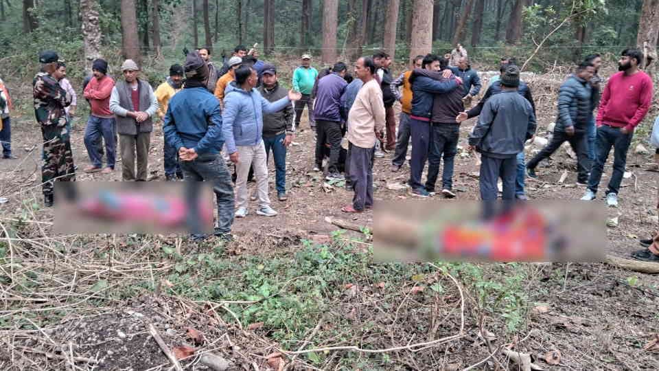 Elephant killed Husband Wife Both were badly crushed son cried bitterly after seeing dead bodies Photos
