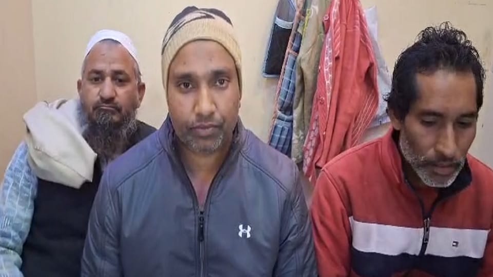 Demanded extortion from businessman: Want black Fortuner and Rs 50 lakh