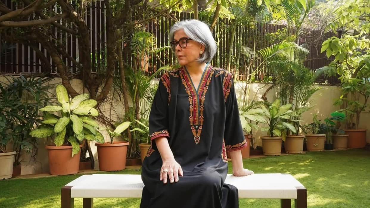 antique vases to 25 year old kaftans Zeenat Aman share her favourite things on New Year in Social Media