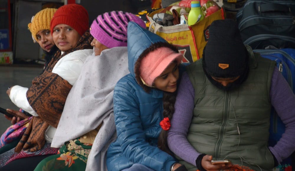 Kanpur Weather Relief from sun during day but chill persists at night pollution increased 12 times at midnight
