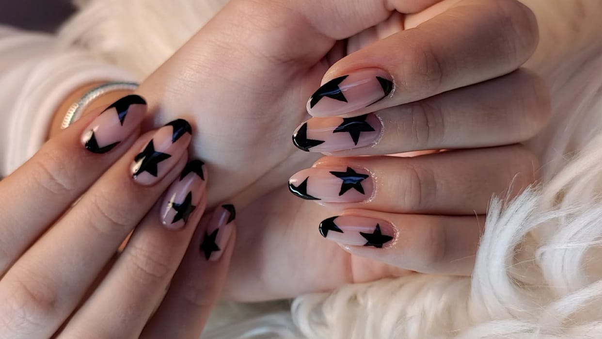 Nail Care Tips garmi me nails ka dhyan rakhna chahiye ya nahi