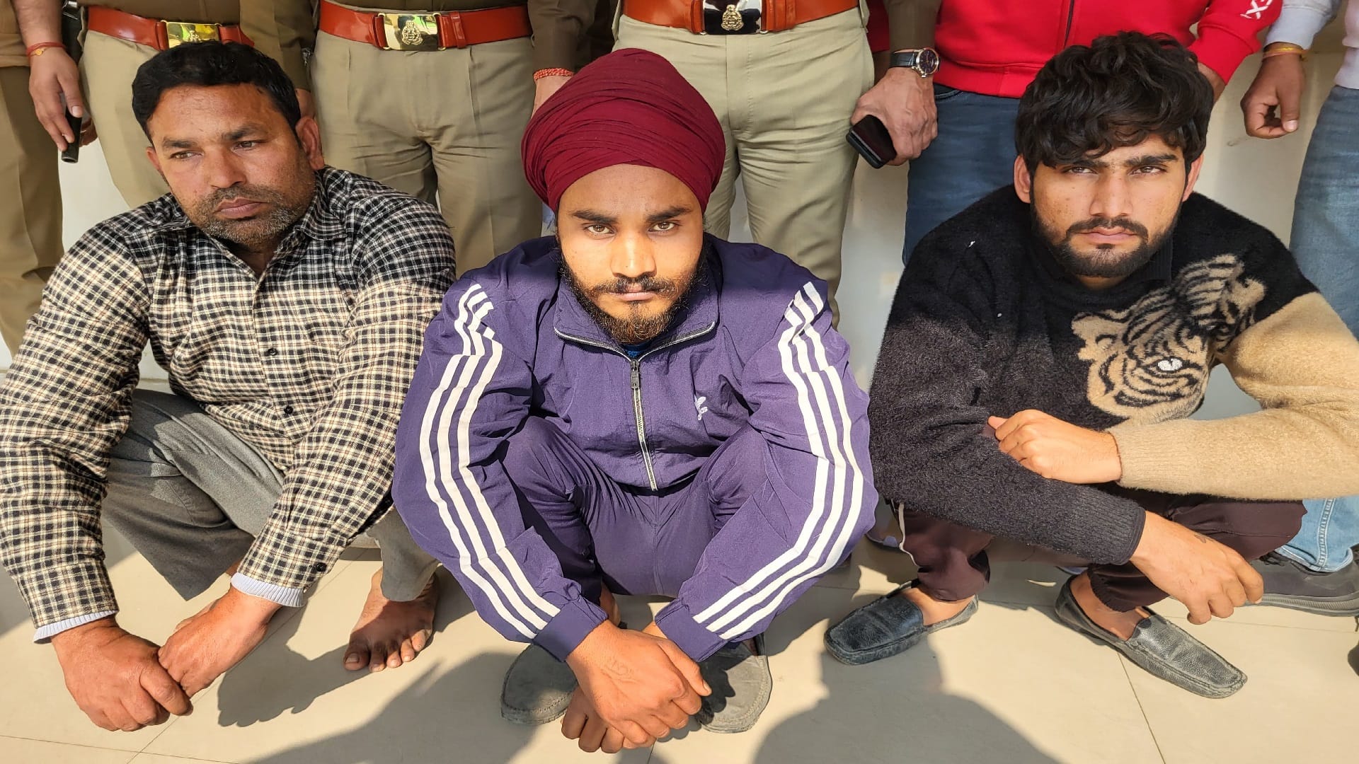 Loot case worth Rs One Lakh 90 thousand exposed in Secunderabad Bulandshahr