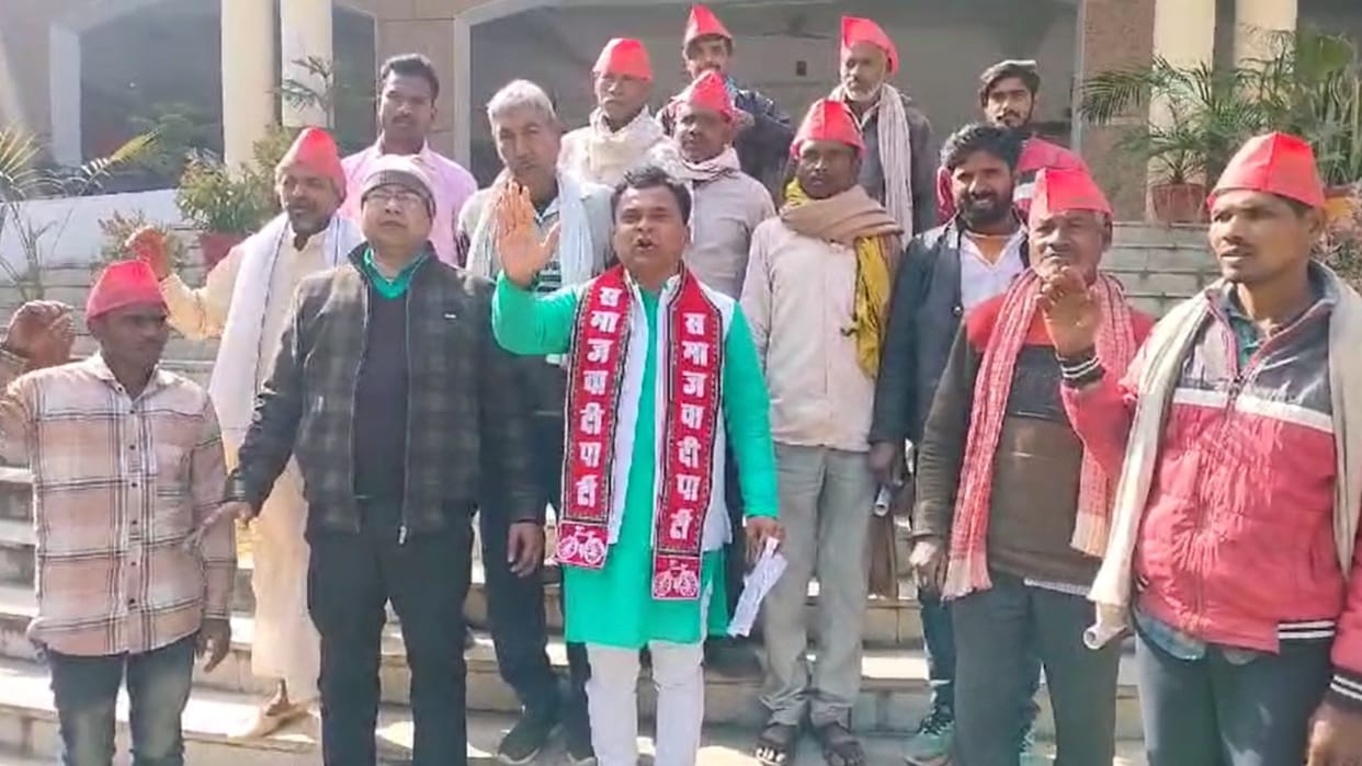 SP protests against mismanagement at paddy procurement centres