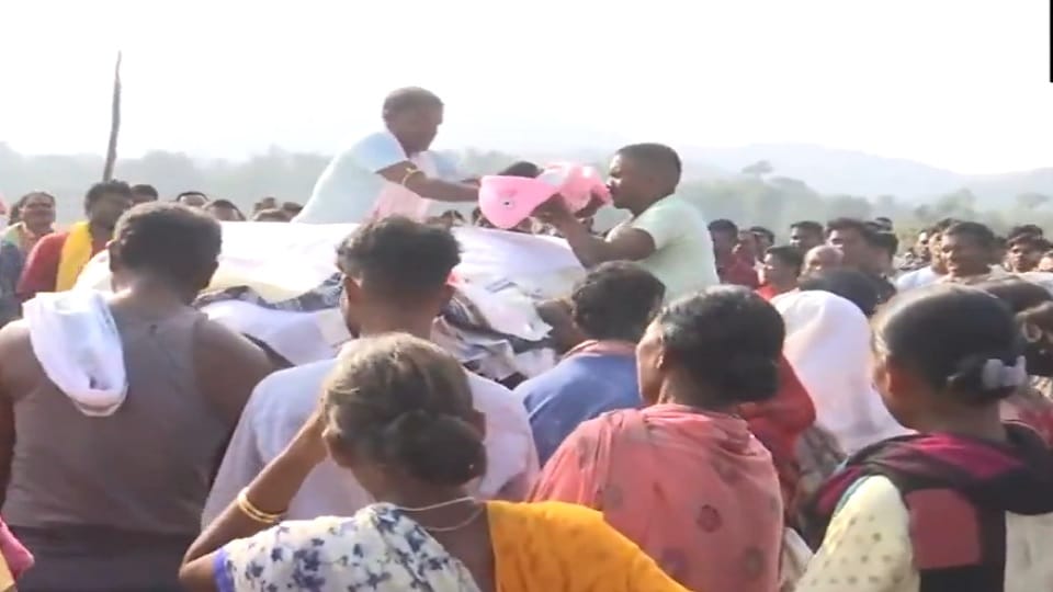 Two-month-old innocent bids final farewell to his father: Sudarshan Vetti was martyred in IED blast on 6 Janua
