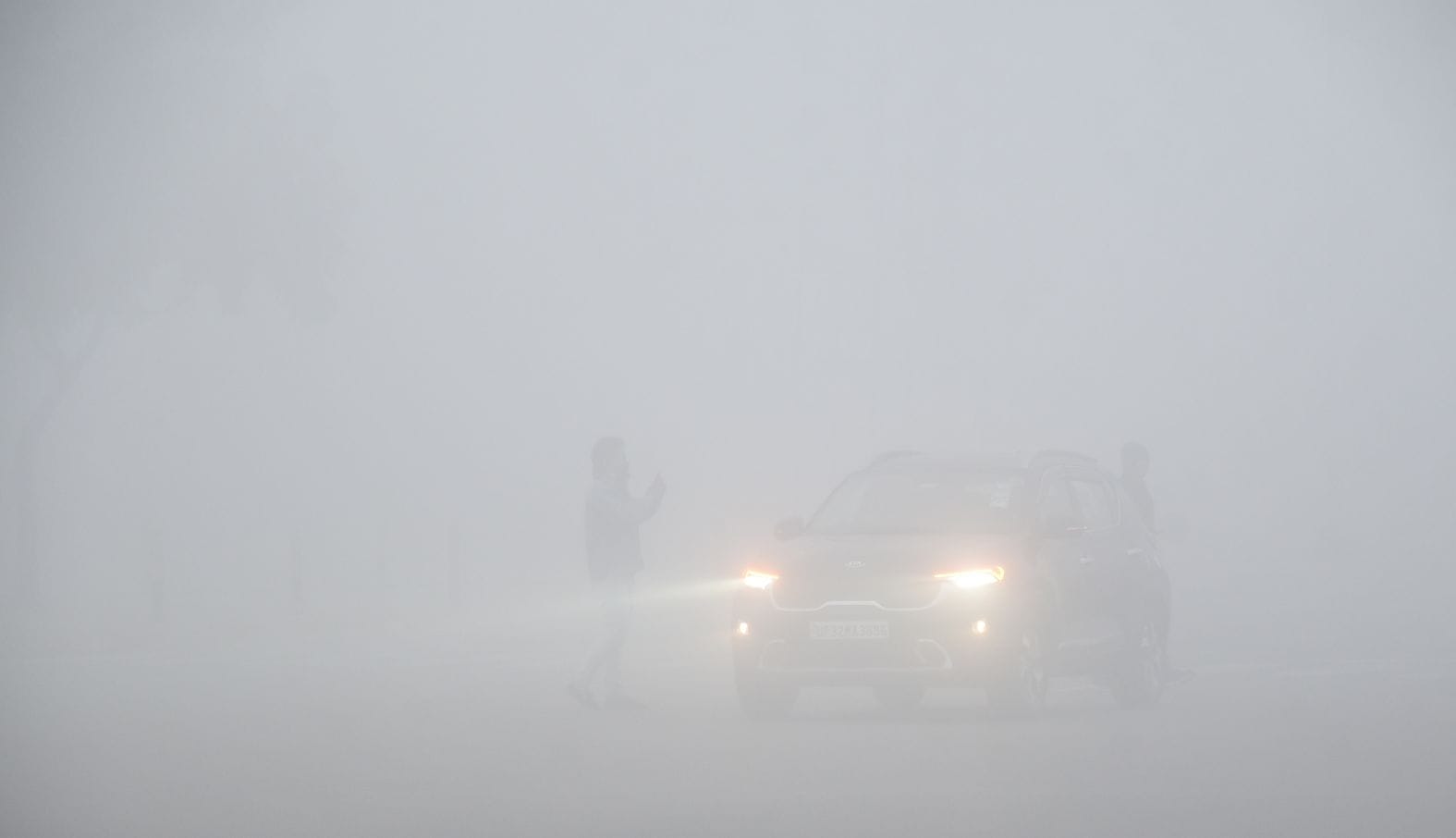 UP Weather Update Cold Day Alert Issued for 50 Districts in Uttar Pradesh Weather Department Warns of Severe C