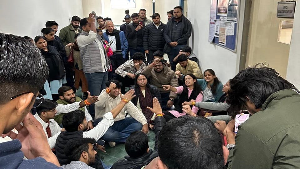 DUSU locked the office, Joint Dean resigned amid allegations of molestation