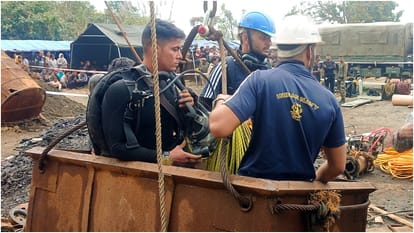 Efforts to rescue workers trapped in coal mine intensified, high capacity motor pump procured from Maharashtra
