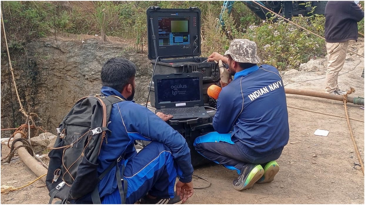 Efforts to rescue workers trapped in coal mine intensified, high capacity motor pump procured from Maharashtra