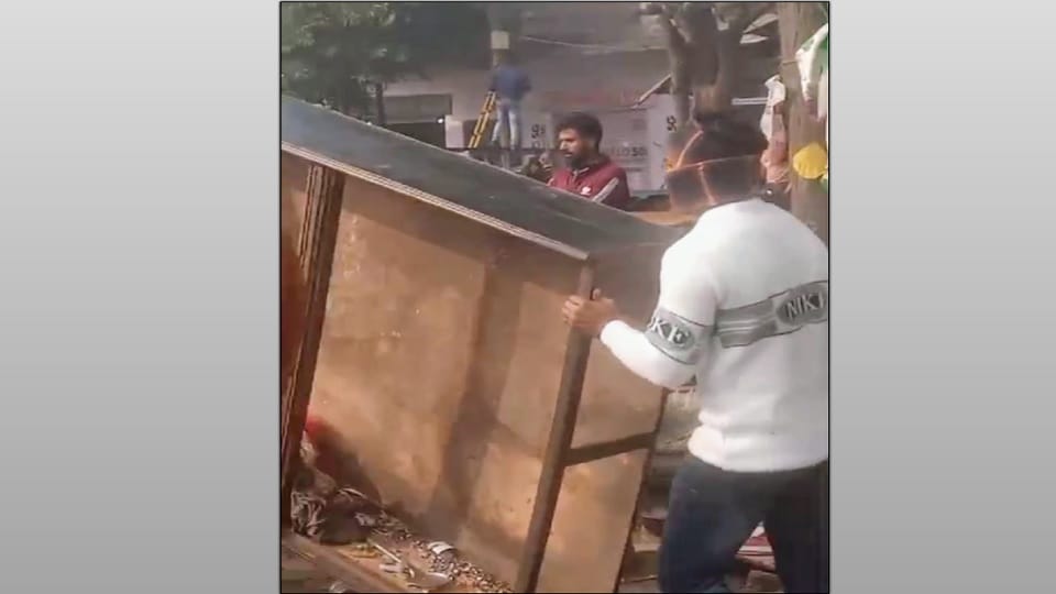 Meerut: Wow, moneylenders... Borrowed one lakh, repaid three lakhs, still outstanding is 13 lakhs
