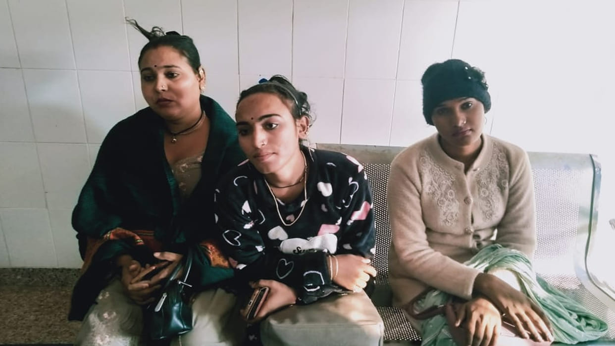 Five cases in Atarra and Banda police stations in the case of forced sex change and attempt