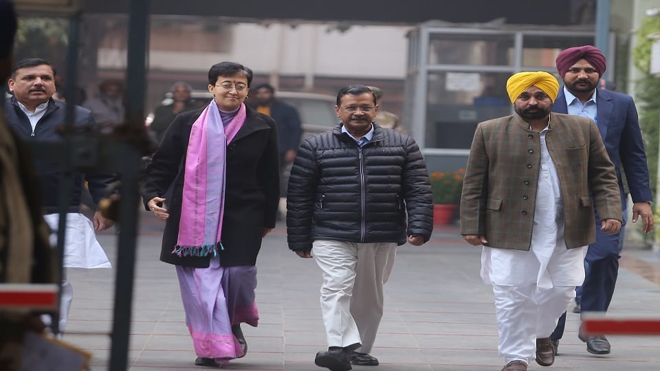 delhi assembly election 2025 Kejriwal met Chief Election Commissioner said raid at Parvesh Verma house