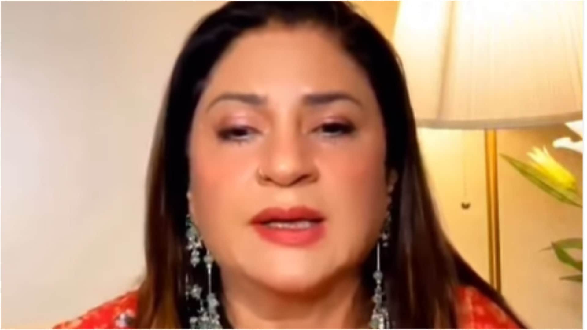 Kunickaa Sadanand talks about her Dating affair with Kumar Sanu says His wife smashed my car with hockey stick