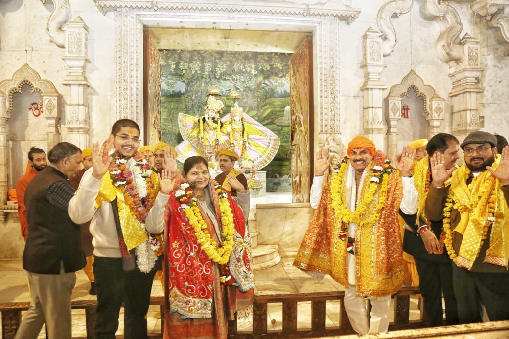 MP: CM visited Banke Bihari, said - developing places associated with Shri Krishna as pilgrimage sites