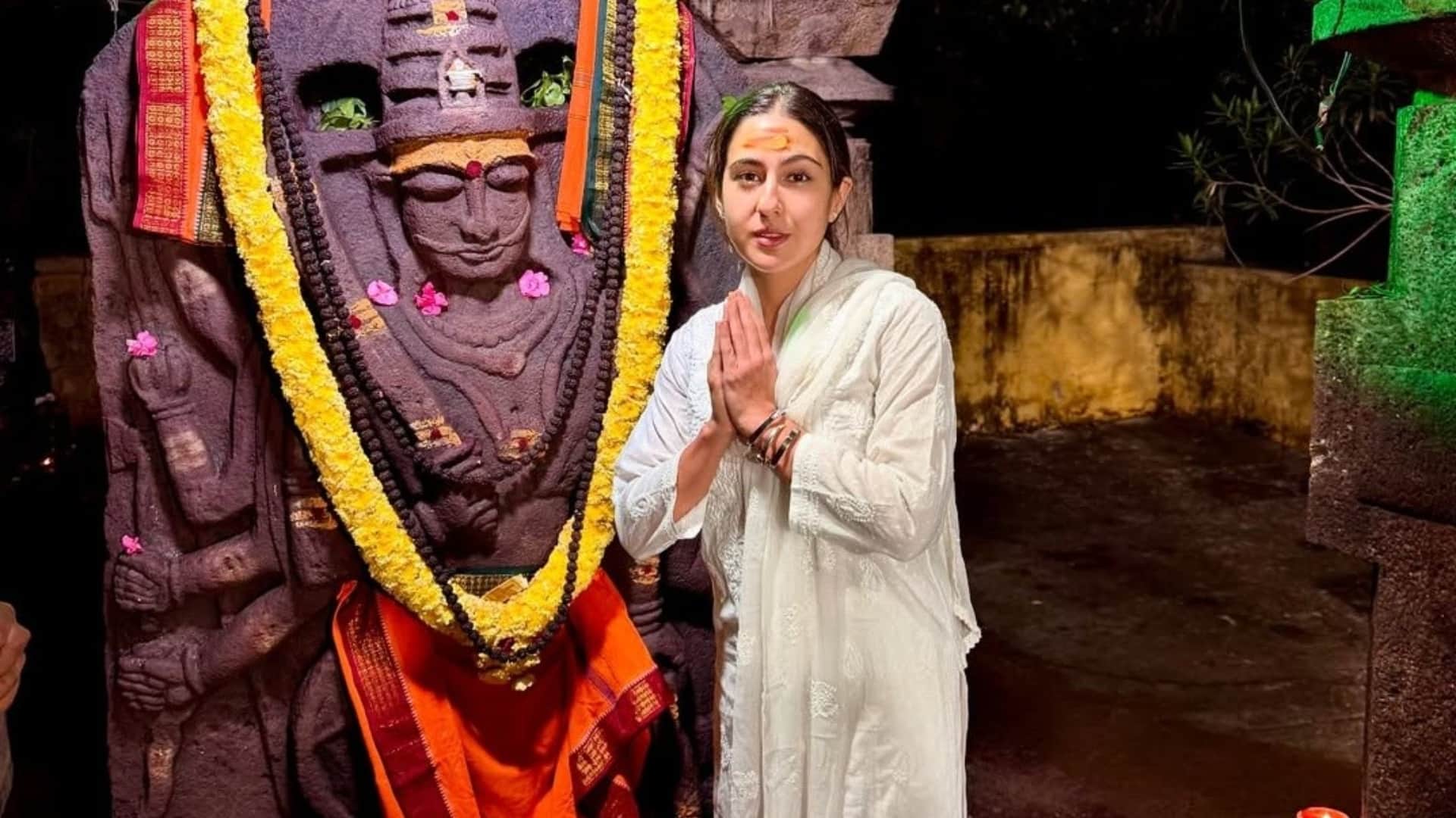 Actress Sara Ali Khan Did Not Get Entry In To The Mallikarjuna Temple