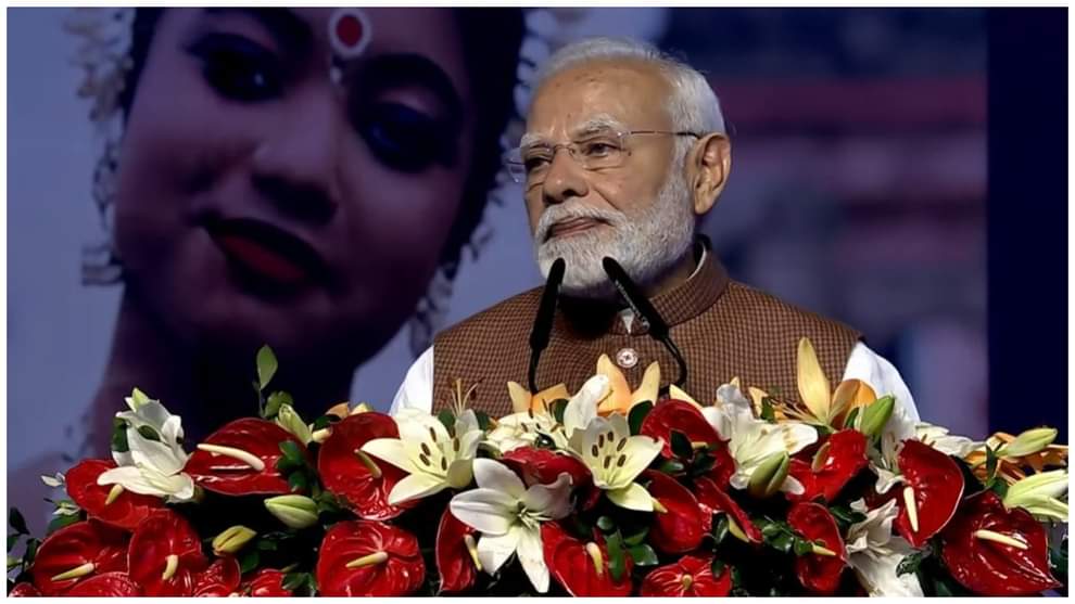 The future is not in war, but in Buddha PM Modi gave the mantra in the 18th Pravasi Bharatiya Divas conference