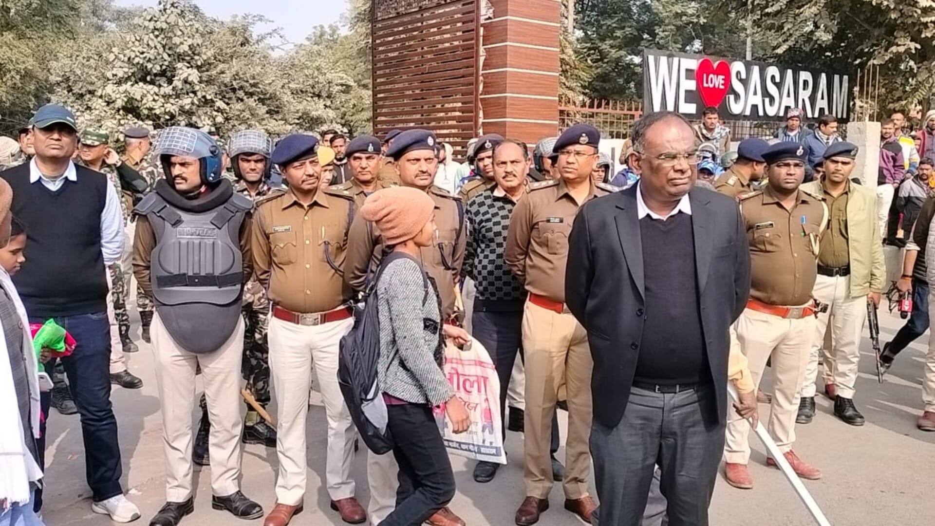 Sasaram Badal murder case: Thousands of people demanded dismissal and hanging of accused DSP Adil Bilal