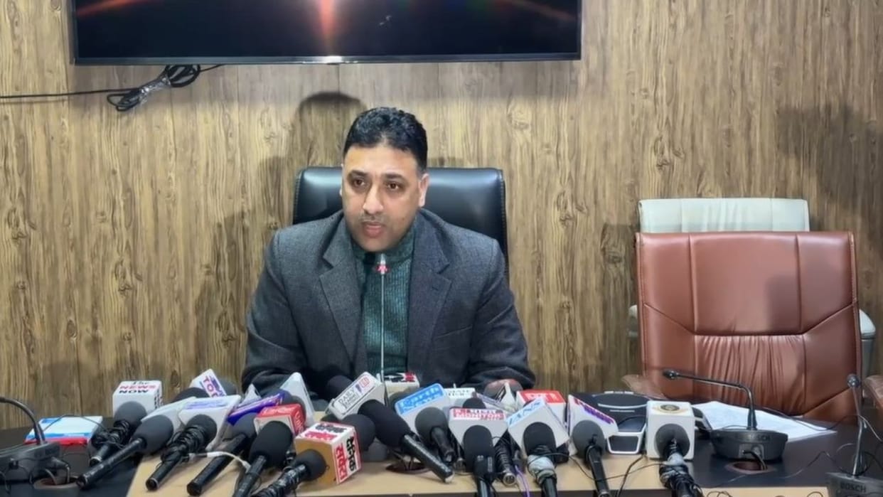 Jammu Kashmir: Two Smart City officials caught by ACB, corruption case registered