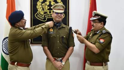 Two IPS officers got promotion ADG and IG put stars on them in Bareilly