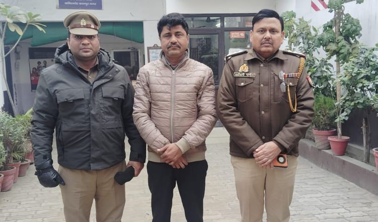 Kanpur: महिला विधायक से अभ्रदता करने वाला भाजपा नेता गिरफ्तार, सपाइयों नेकिया था प्रदर्शन…दर्ज कराई थी रिपोर्ट