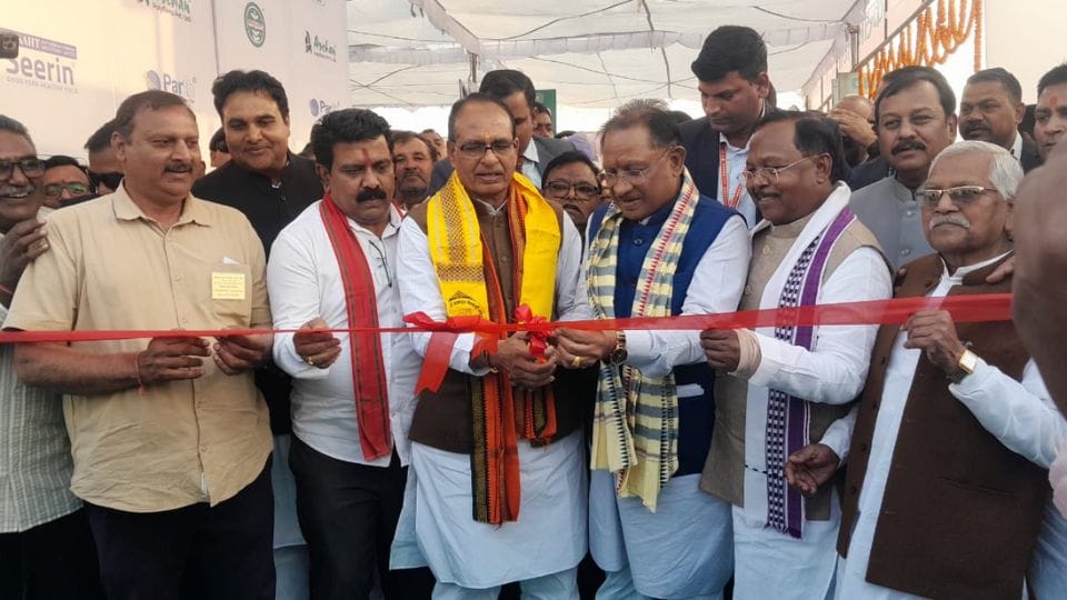 Union Agriculture Minister Shivraj Singh Chauhan visits Durg